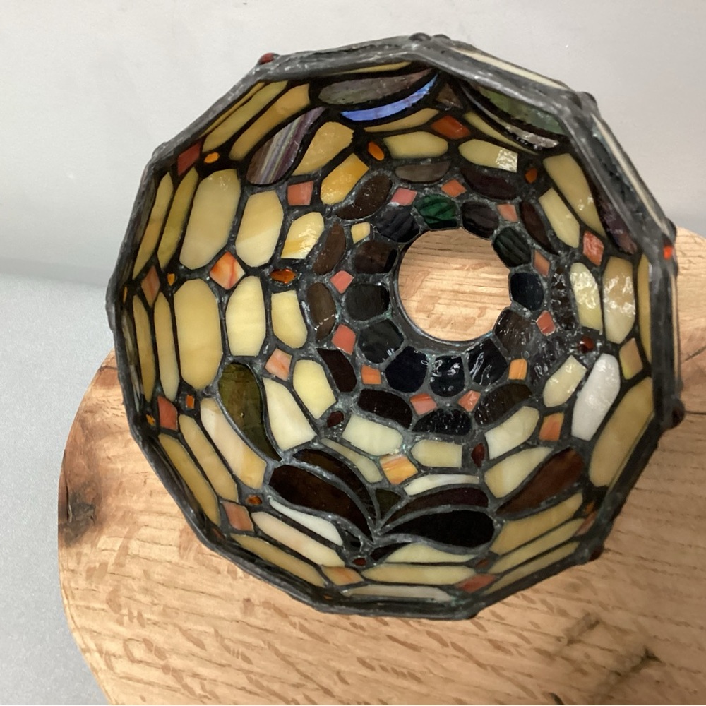 🟠 Beautiful Tiffany Style Stained Glass & Lead Joints Lamp Shade - Home Decor - Picture 9 of 16